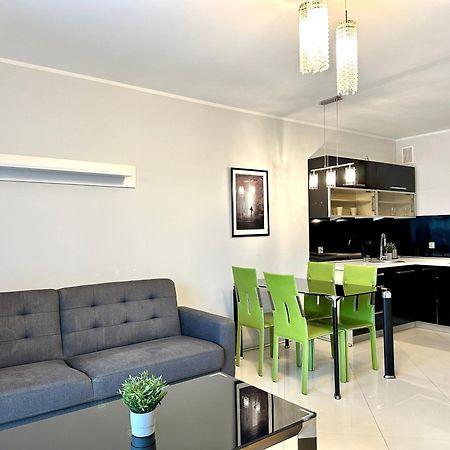 Apartament Z Tarasem Gdynia Dabrowa Apartment Exterior photo